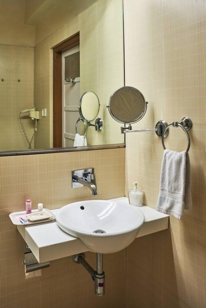 Astoria Hotel Bombay Extérieur photo