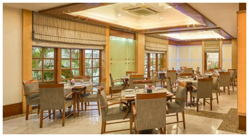 Astoria Hotel Bombay Extérieur photo